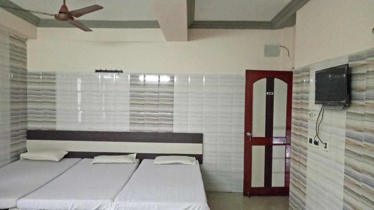 Hotel Mim Park Кумбаконам Екстериор снимка